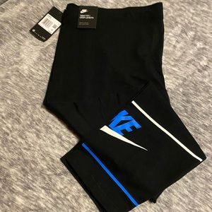 Nike crop leggings